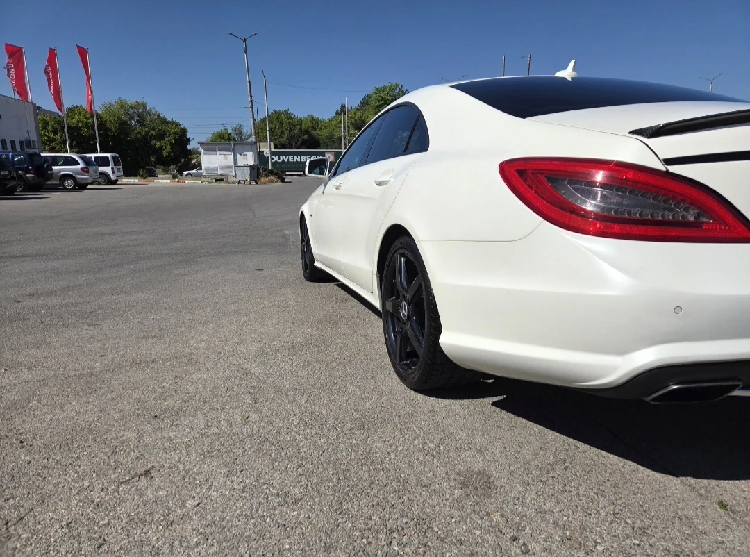 Mercedes-Benz CLS 350, снимка 9 - Автомобили и джипове - 55465963