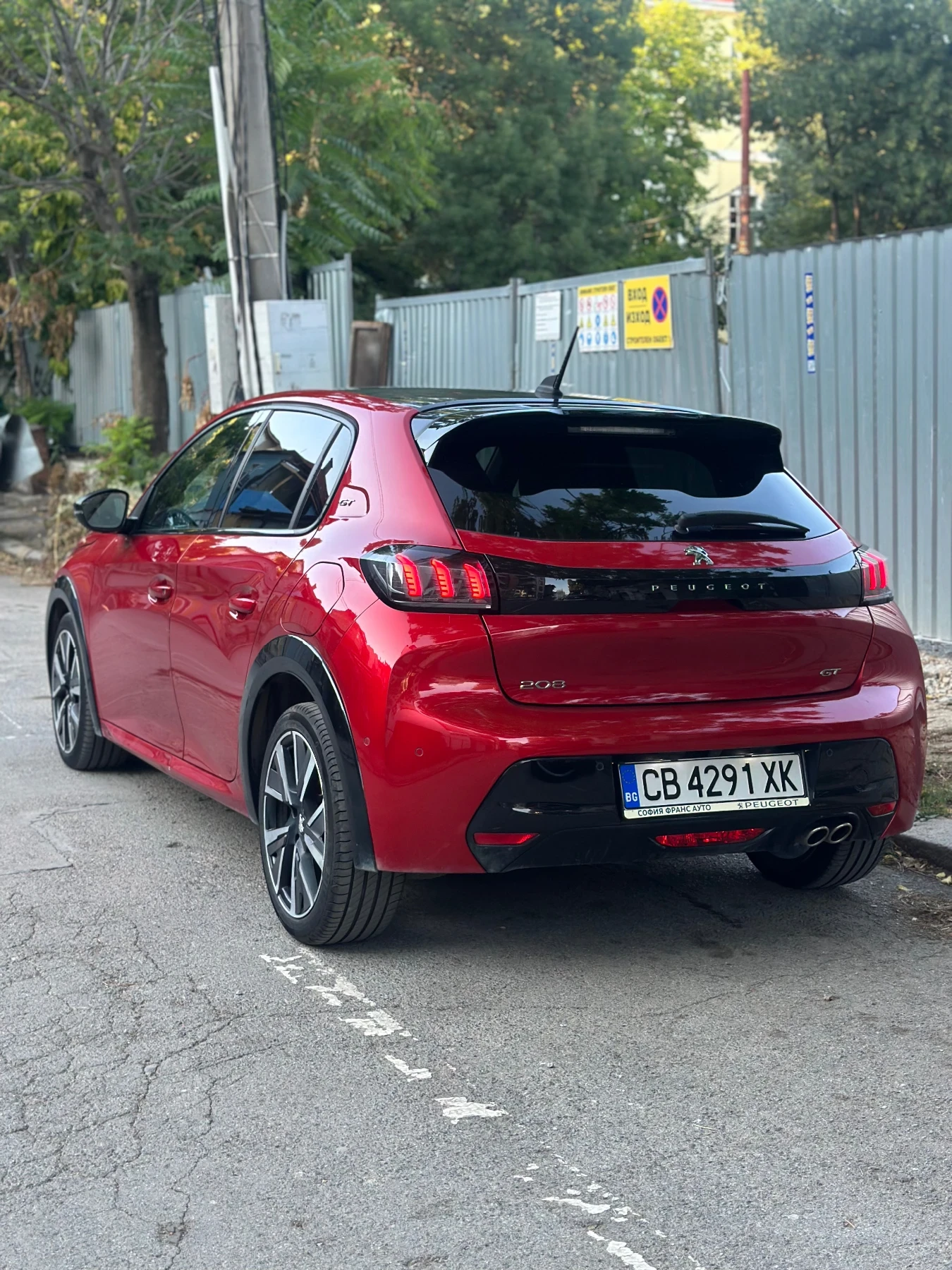 Peugeot 208 GT 130 EAT8 | 55 000 k | 360  ka | Адаптивен круиз, снимка 12 - Автомобили и джипове - 55502074