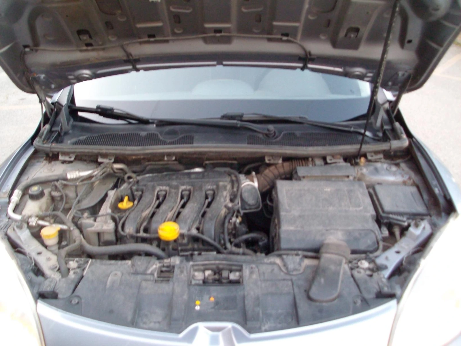 Renault Megane 1.6i | Mobile.bg � ����������� 14