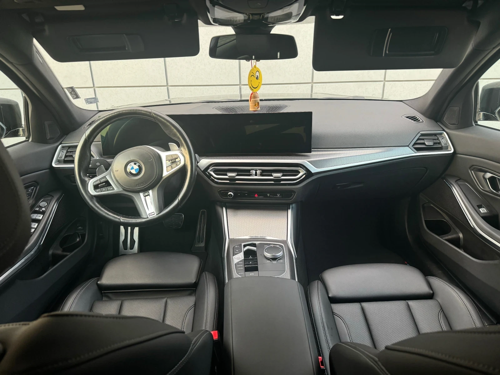 BMW 330 i xDrive  G20 LCI, снимка 8 - Автомобили и джипове - 55572937