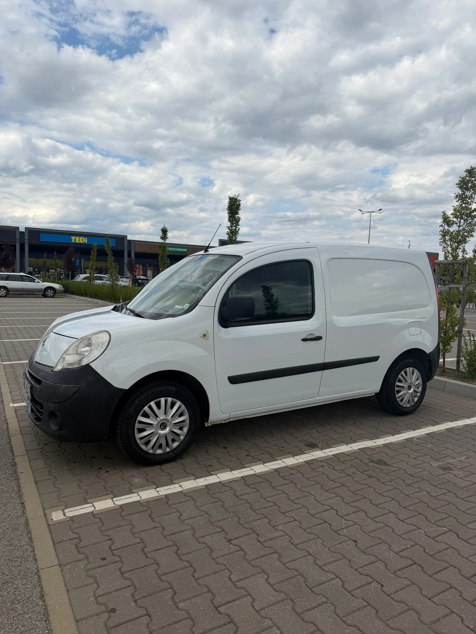 Renault Kangoo 1.5  90hp, снимка 3 - Автомобили и джипове - 55647608
