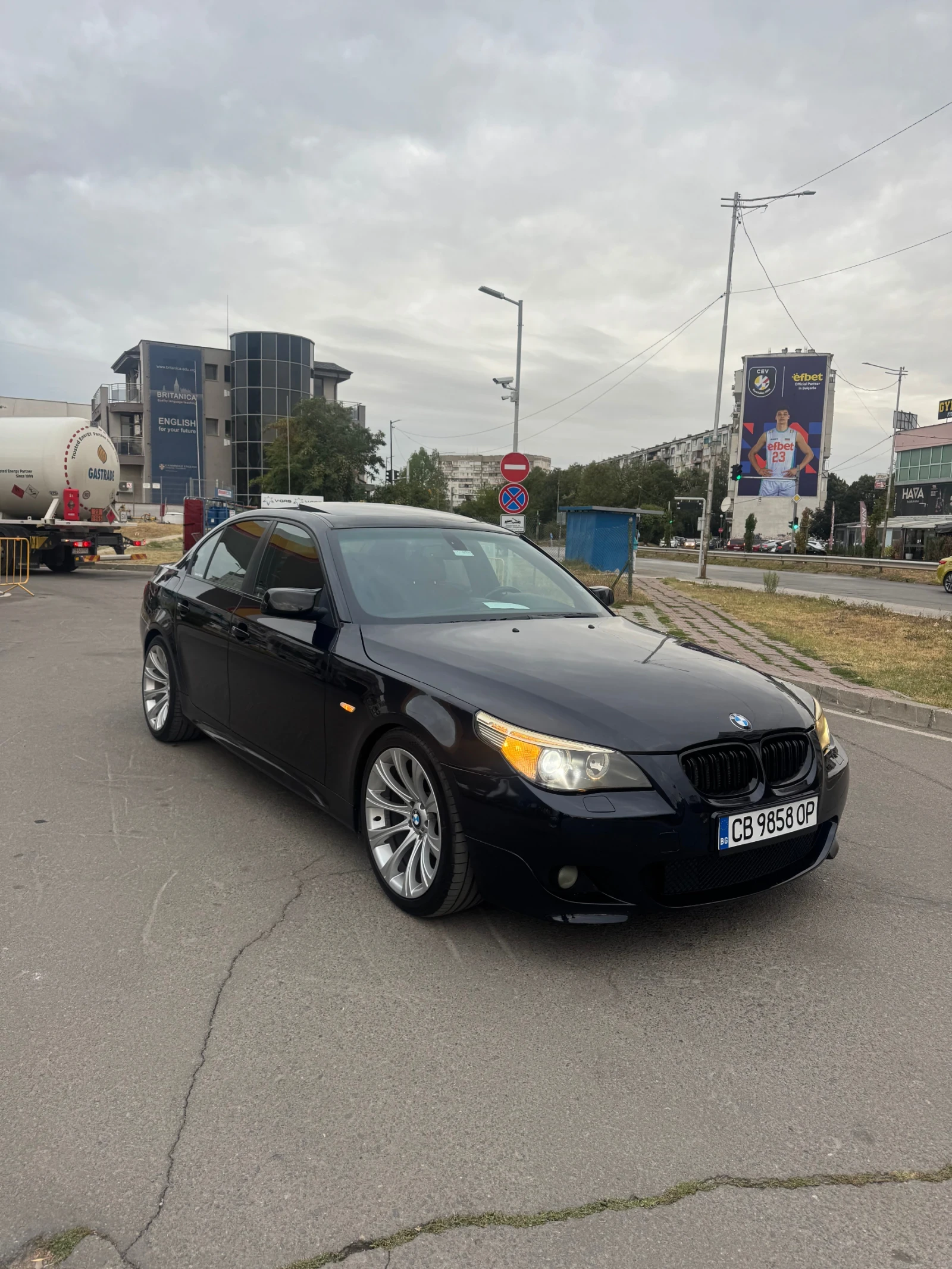 BMW 530 Е60 сменена верига, снимка 2 - Автомобили и джипове - 56078450