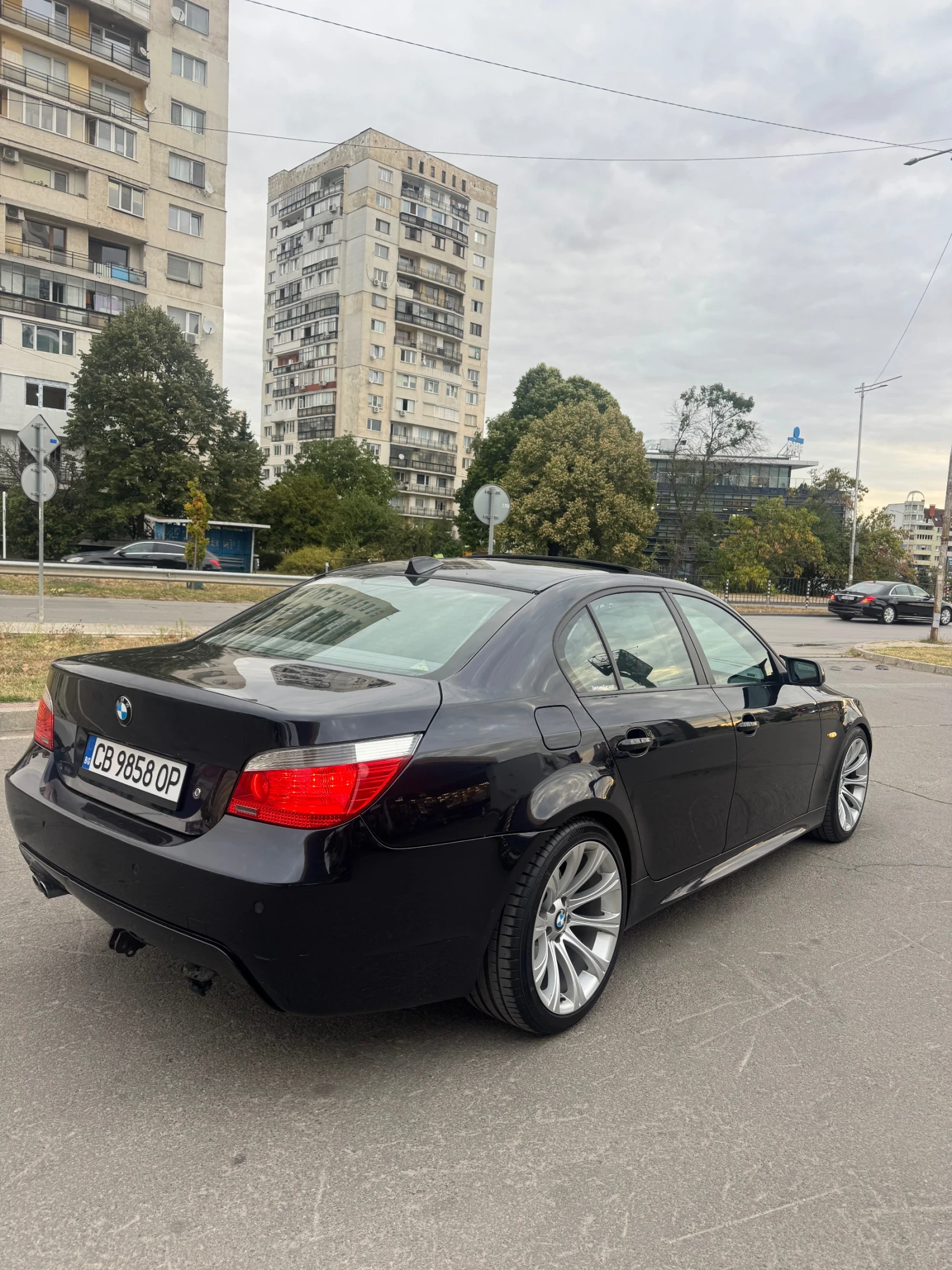 BMW 530 Е60 сменена верига, снимка 3 - Автомобили и джипове - 56078450
