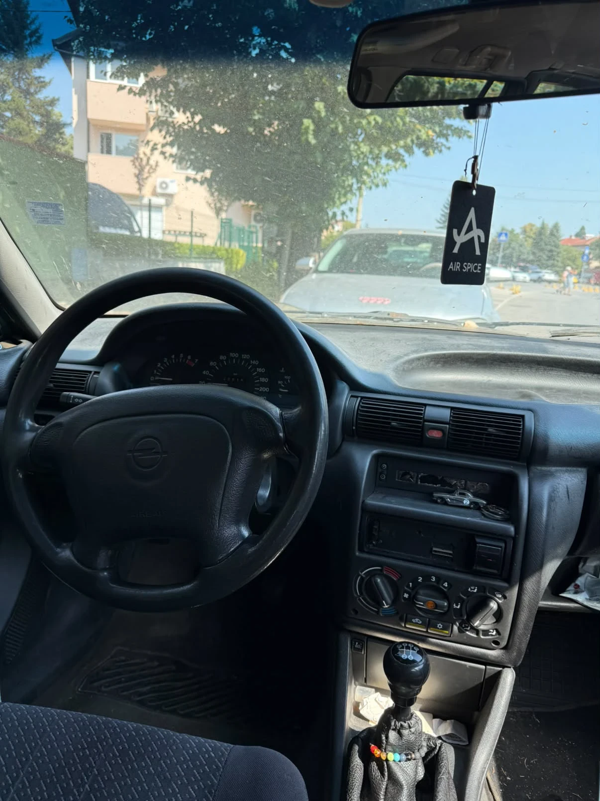 Opel Astra, снимка 4 - Автомобили и джипове - 56351401
