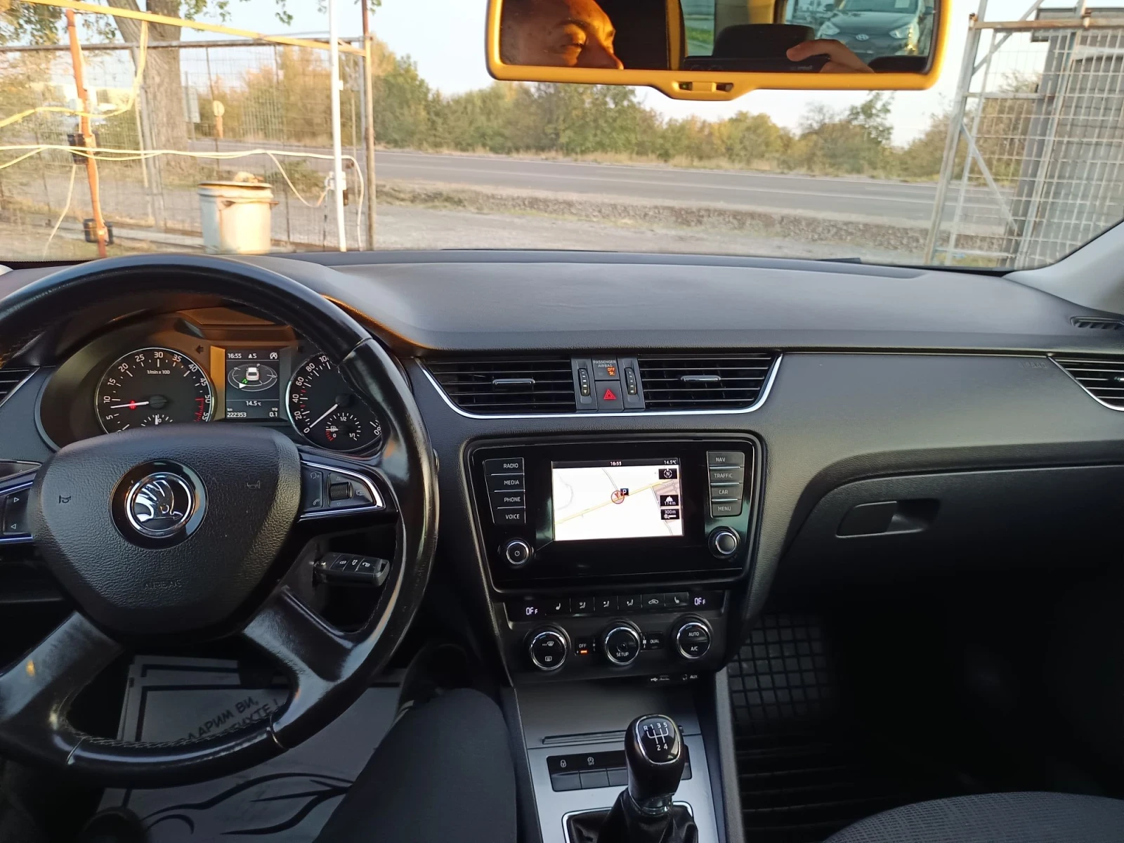 Skoda Octavia 1.6 110hp, снимка 14 - Автомобили и джипове - 56646900