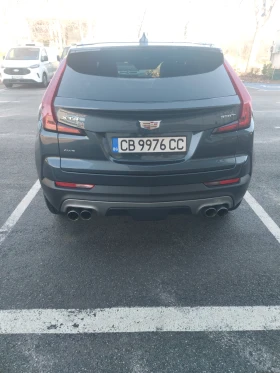 Cadillac XT4, снимка 9