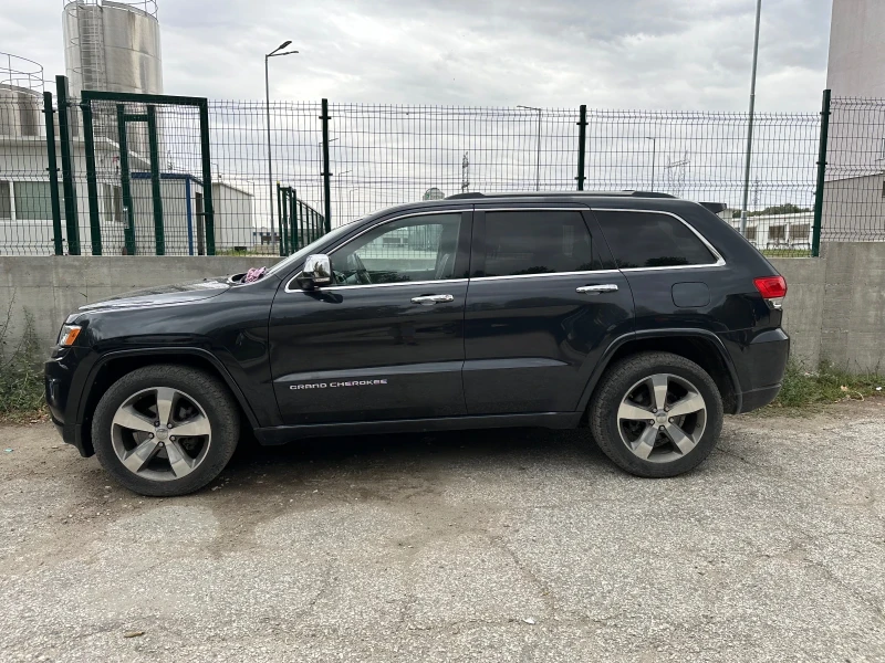 Jeep Grand cherokee Overland, снимка 2 - Автомобили и джипове - 47159610