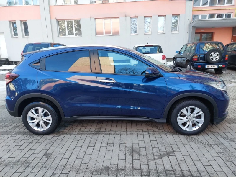 Honda Hr-v 1.5 EXCLUSIVE, FULL, 52000км, снимка 4 - Автомобили и джипове - 48758469