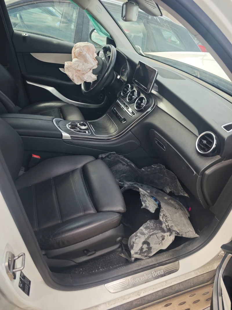 Mercedes-Benz GLC 250, снимка 6 - Автомобили и джипове - 51882621