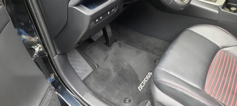 Toyota Rav4 2.5PHEV/306HP/COMFORT+ /4X4/DIGI/NAVI/KLESS/515f, снимка 11 - Автомобили и джипове - 53261689