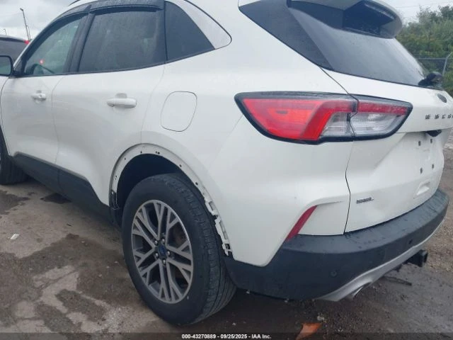 Ford Escape SEL - изображение 8