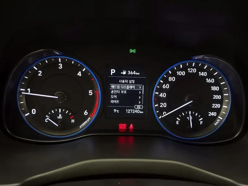Hyundai Kona 1.6, снимка 8 - Автомобили и джипове - 54639984