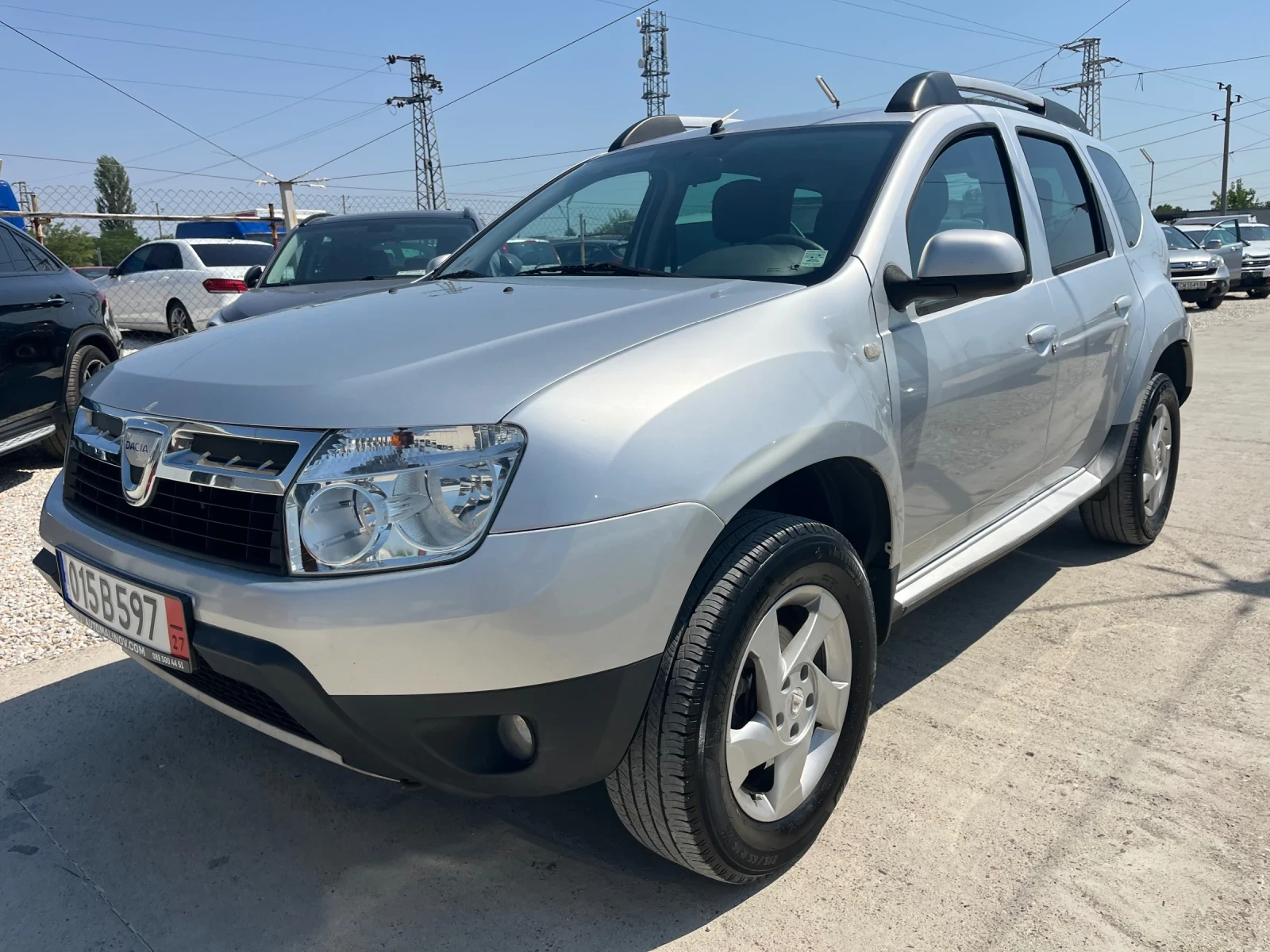 Dacia Duster 1.6 бензин Италия , снимка 1
