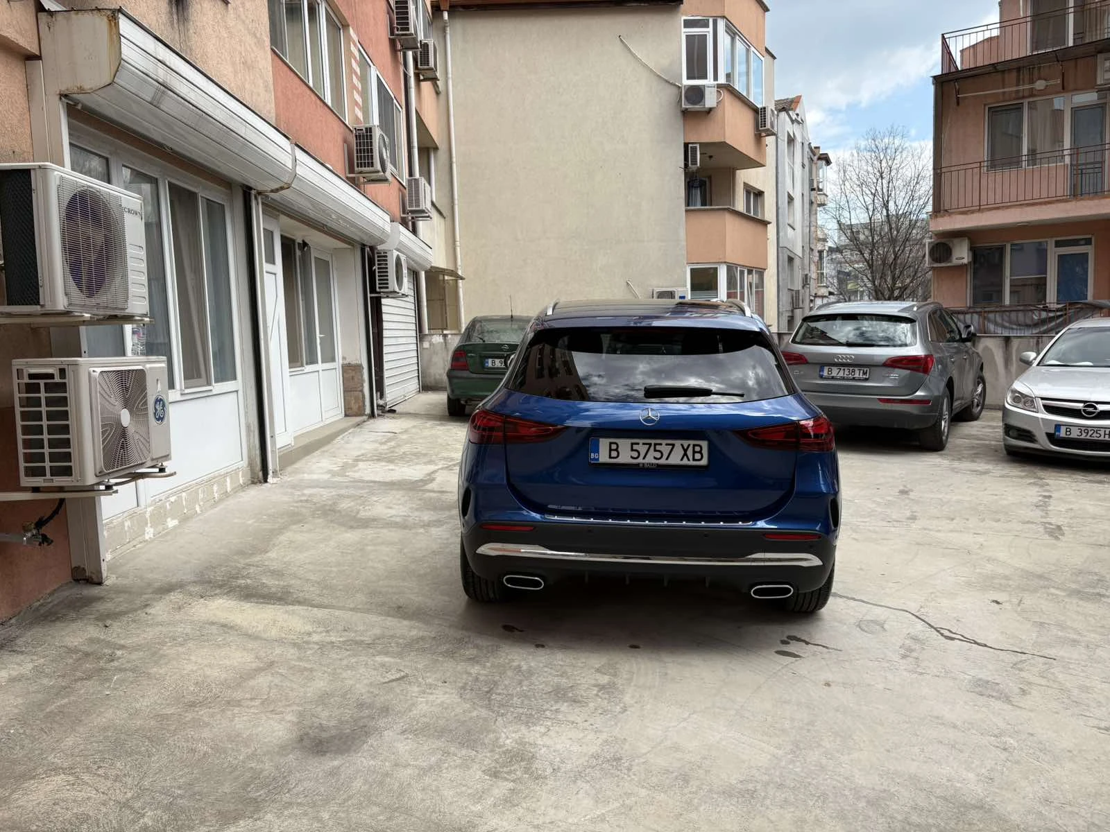 Mercedes-Benz GLA 220  - изображение 4