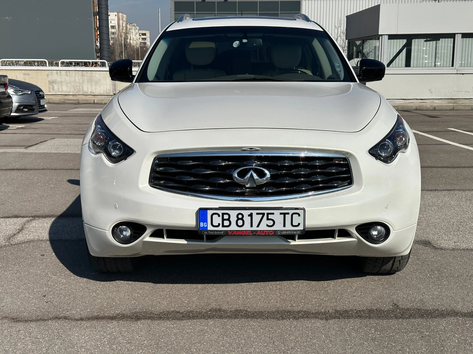 Infiniti Fx 50 S ГАЗ - изображение 3