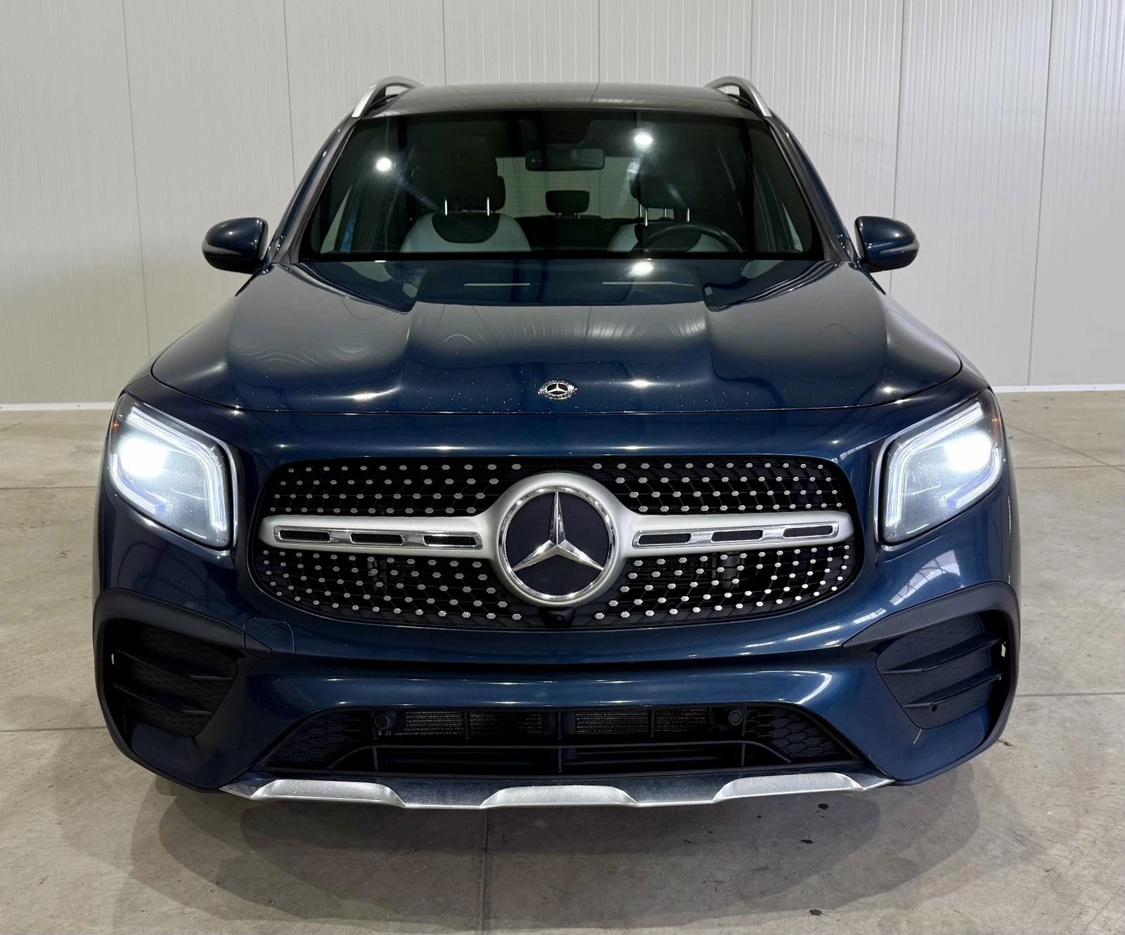 Mercedes-Benz GLB 250 4М AMG Package - изображение 8