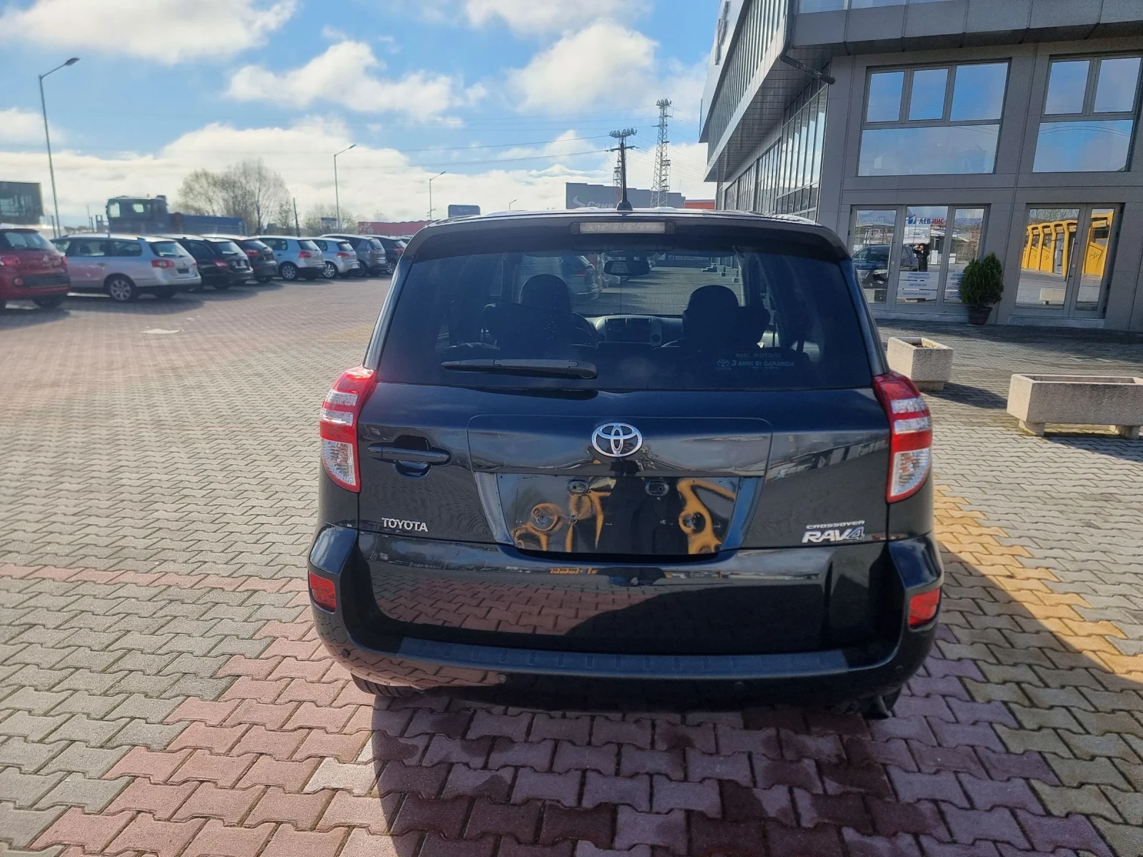 Toyota Rav4 2.2 D4D , снимка 4 - Автомобили и джипове - 54075345