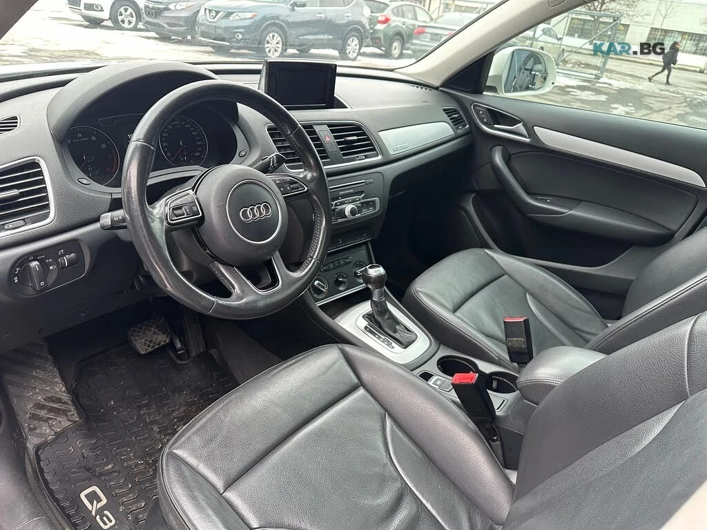 Audi Q3 2.0T Premium Plus* АвтоКредит* (Цена до БГ) , снимка 15 - Автомобили и джипове - 54715554