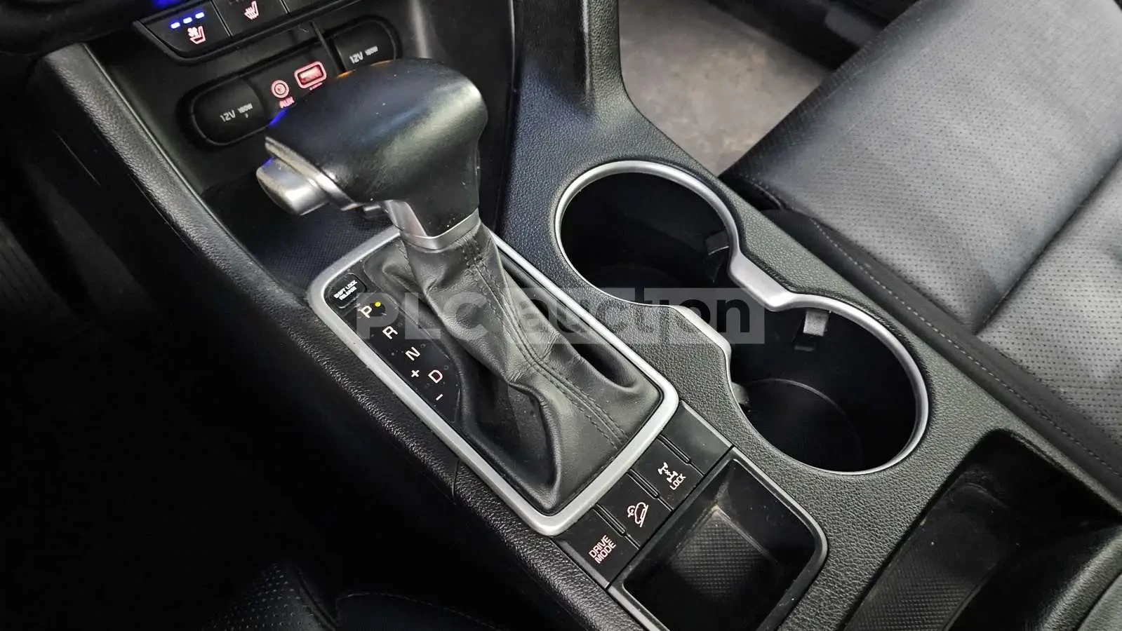 Kia Sportage, снимка 9 - Автомобили и джипове - 55035056
