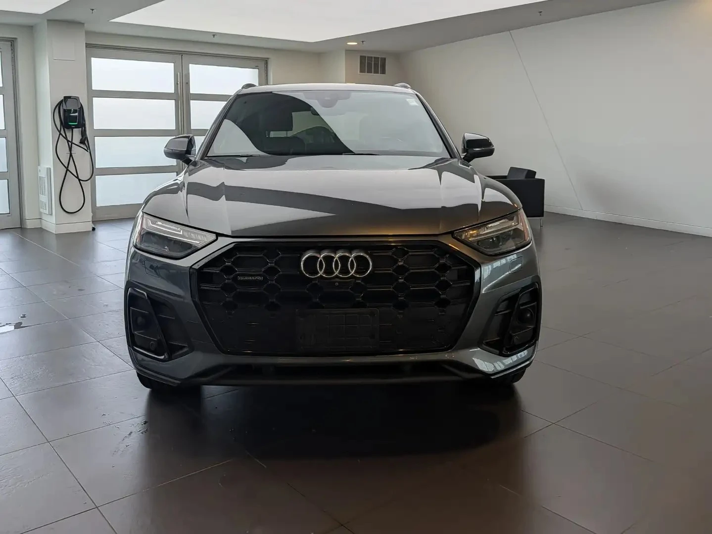 Audi Q5 TECHNIK S LINE ЦЕНА ДО БЪЛГАРИЯ АВТОКРЕДИТ, снимка 6 - Автомобили и джипове - 55525741