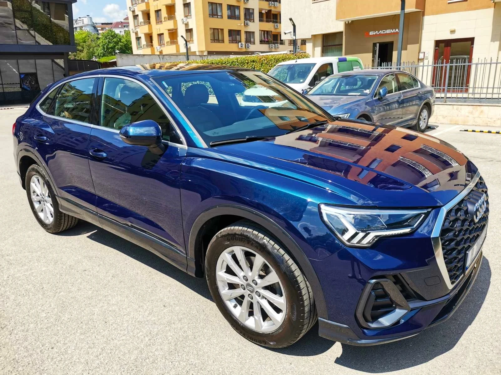 Audi Q3 Sportback 35TFS, снимка 4 - Автомобили и джипове - 55802579