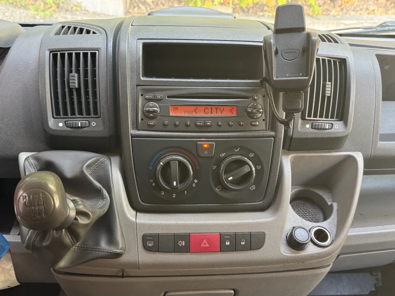 Peugeot Boxer 2.2 HDI* KЛИМАТИК* L2H1* 6 скорости, снимка 10 - Бусове и автобуси - 51910575