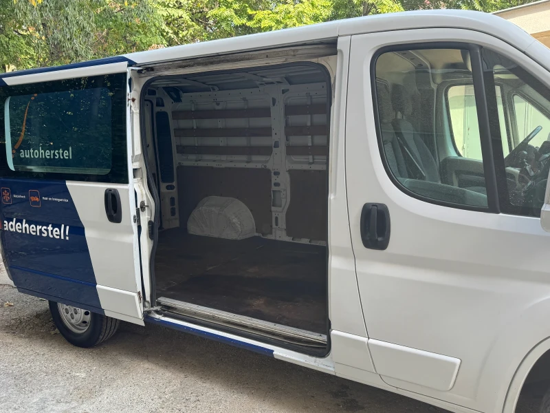 Peugeot Boxer 2.2 HDI* KЛИМАТИК* L2H1* 6 скорости, снимка 7 - Бусове и автобуси - 51910575