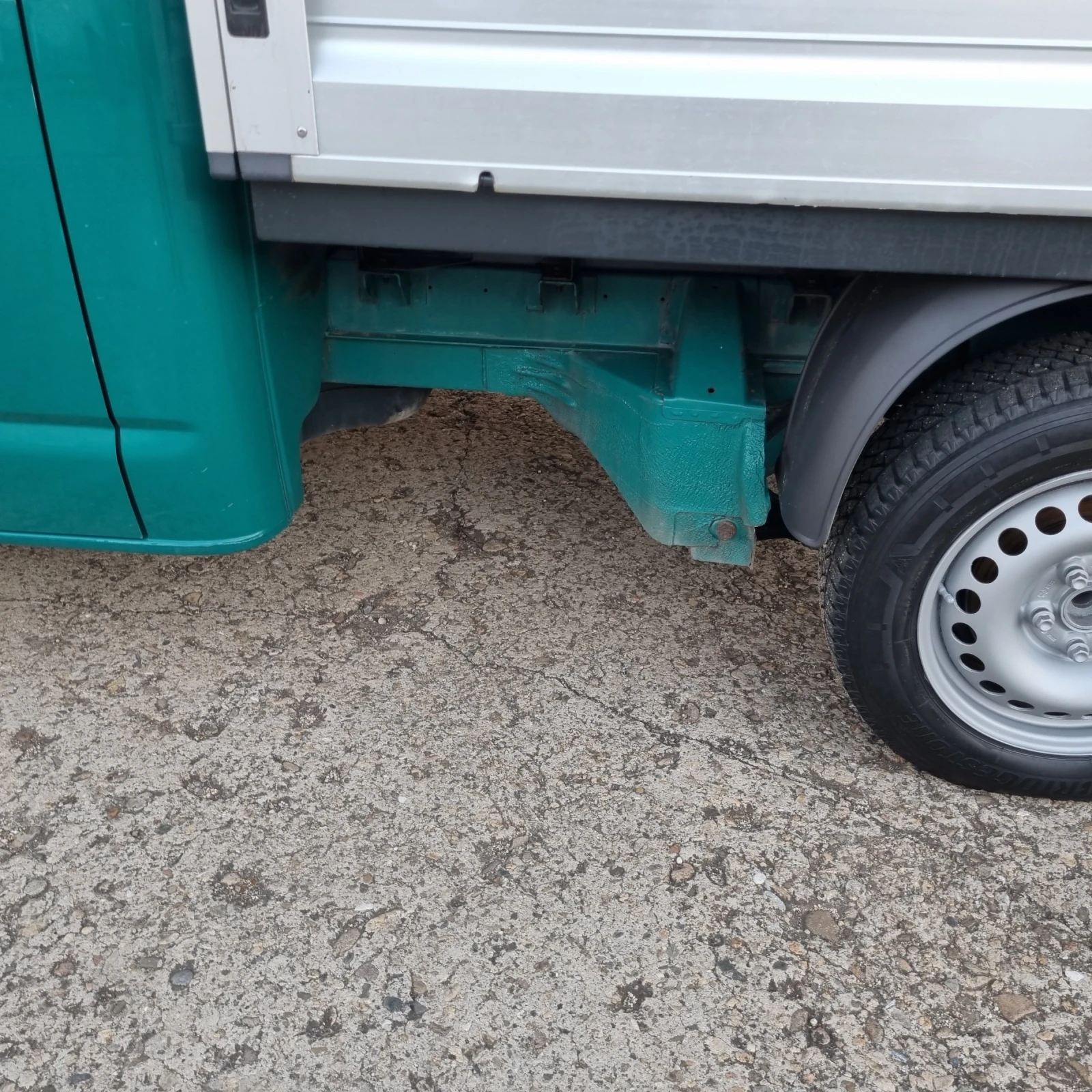 VW Transporter 1.9TDI Климатик - изображение 7