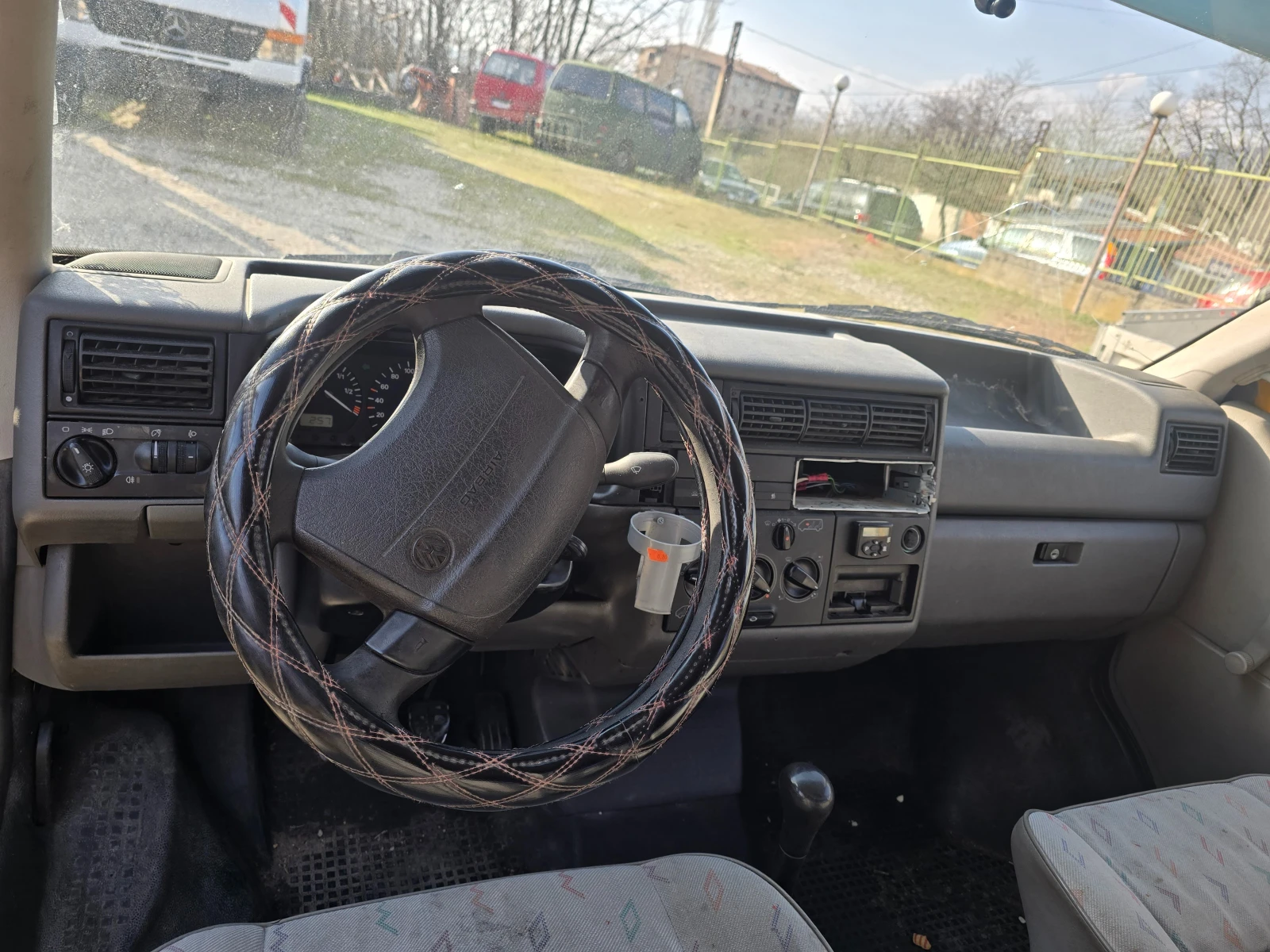 VW T4 2.5 TDI 102 PS, снимка 12 - Бусове и автобуси - 53709531