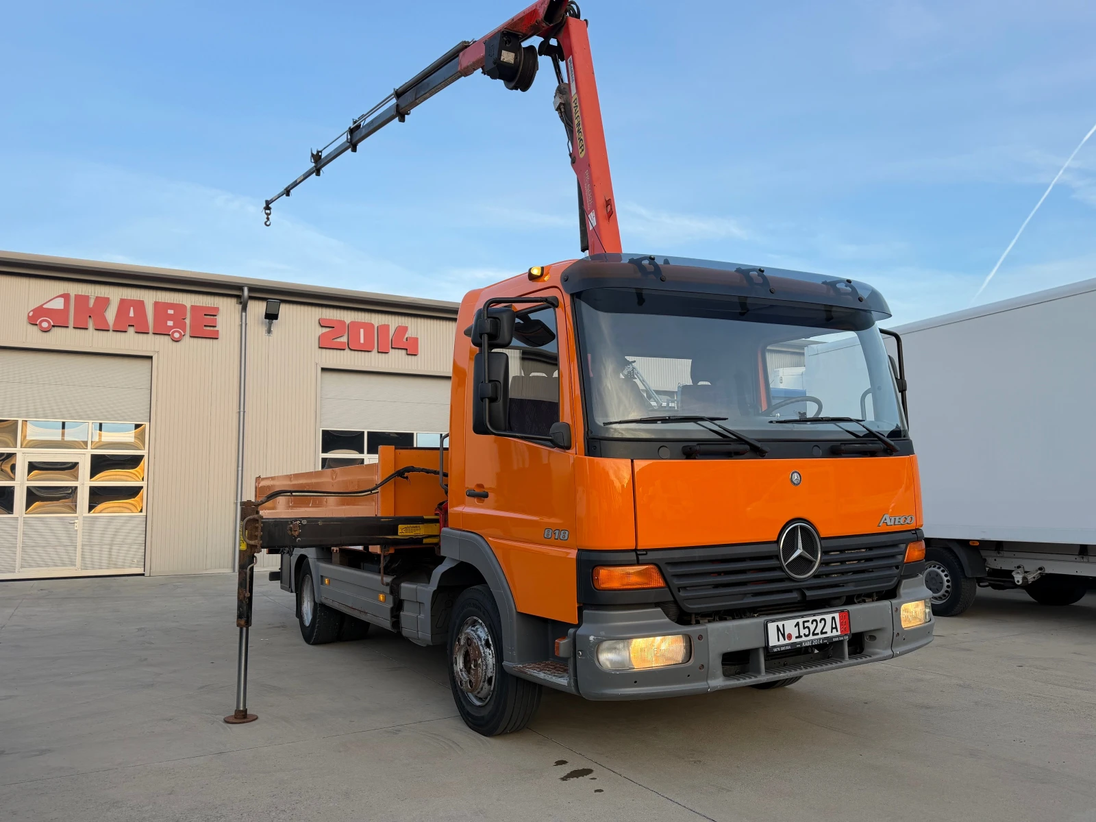Mercedes-Benz Atego 818!КРАН-PALFINGER-PK6001-13м.+ ДЖОЙСТИК+ ЛЕБЕДКА!, снимка 2 - Камиони - 56089971