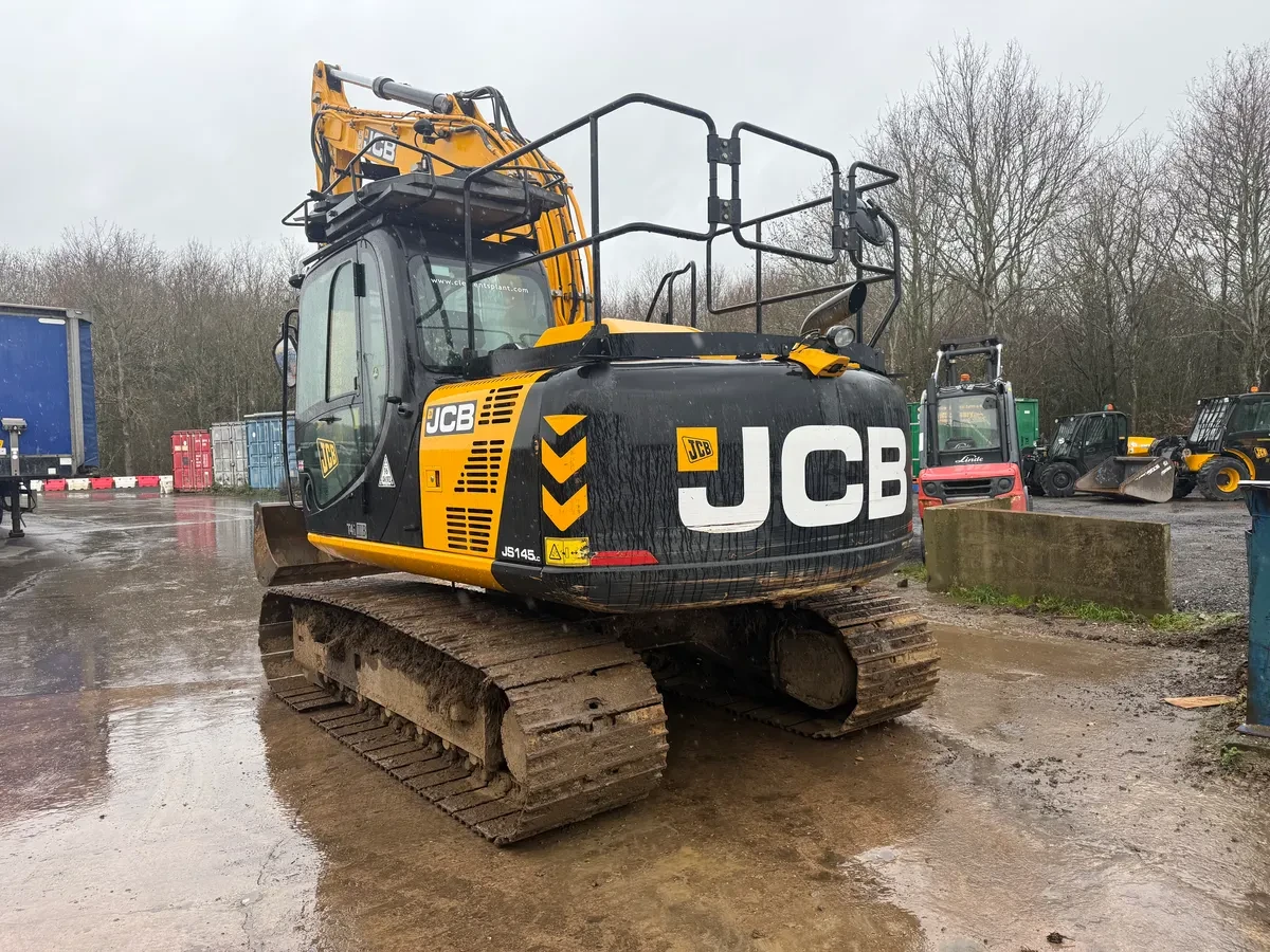 Багер JCB JS145LC - изображение 5