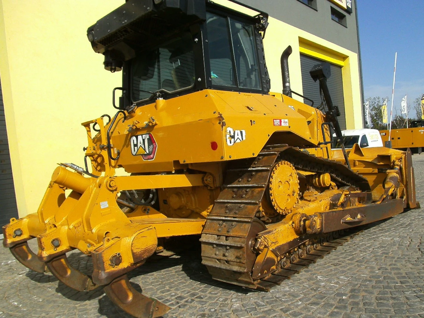 Булдозер Cat D5, снимка 3 - Индустриална техника - 56532244