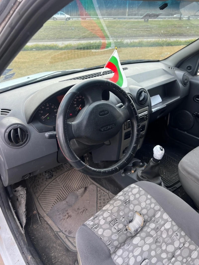 Dacia Logan, снимка 4 - Автомобили и джипове - 47061630