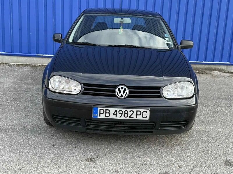 VW Golf 1.6, снимка 3 - Автомобили и джипове - 49062302