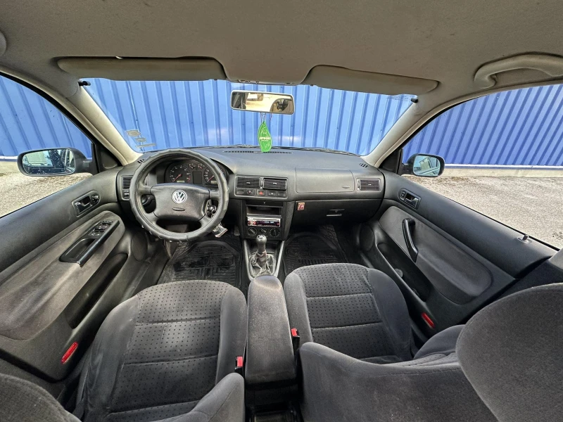 VW Golf 1.6, снимка 7 - Автомобили и джипове - 49062302