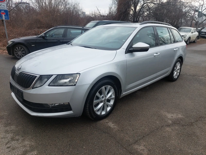 Skoda Octavia 2, 0TDI NAVI DSG, снимка 2 - Автомобили и джипове - 49143613