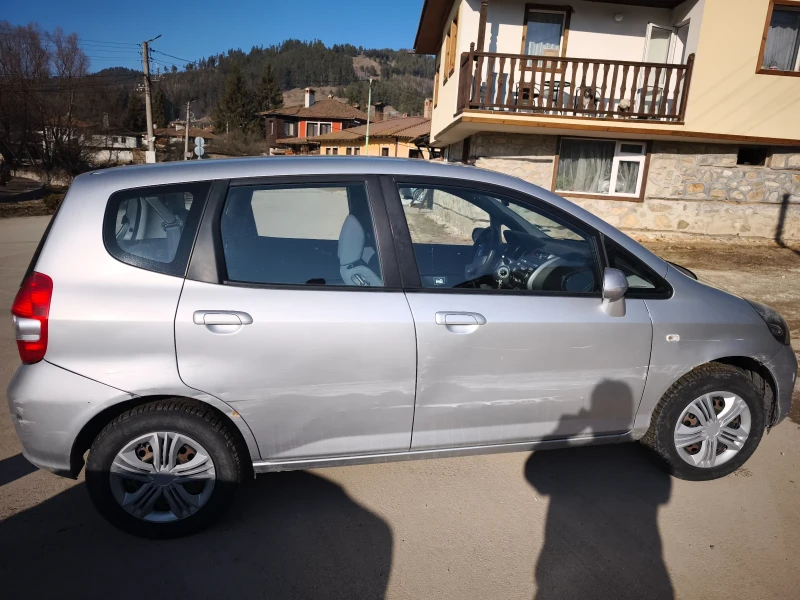 Honda Jazz, снимка 8 - Автомобили и джипове - 49482566