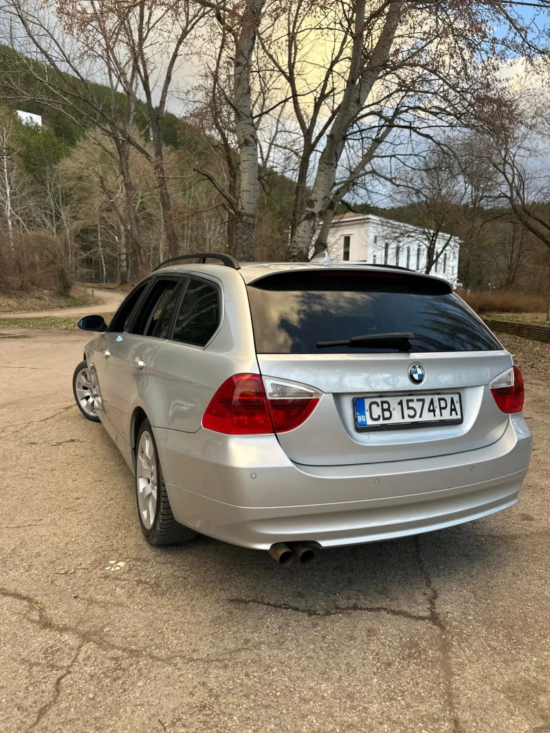 BMW 325 iX, снимка 2 - Автомобили и джипове - 49521087