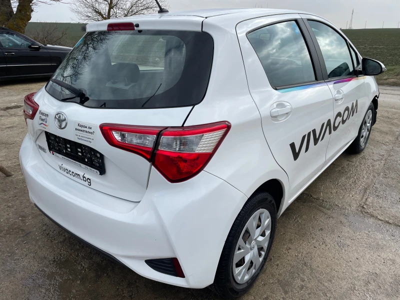 Toyota Yaris 1.0i, снимка 7 - Автомобили и джипове - 49959418