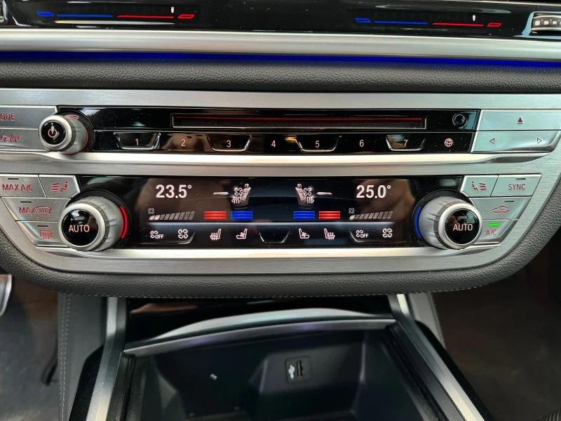 BMW 740 xd, снимка 10 - Автомобили и джипове - 52605865