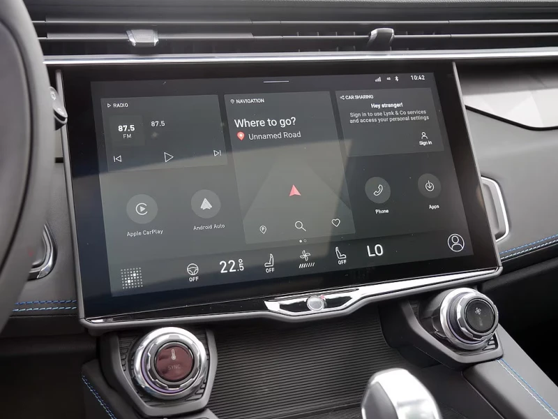 LynkCo 01 1.5PHEV/261HP/PANO/360/MEMO/LED/DIGI/KLESS/528g, снимка 10 - Автомобили и джипове - 52236377