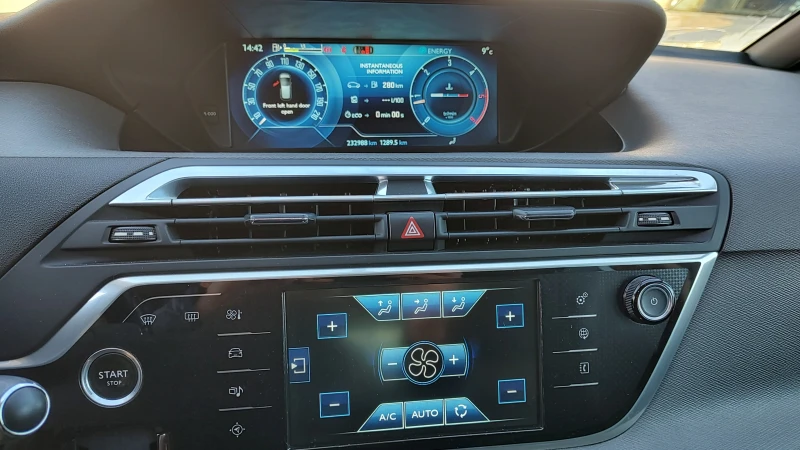 Citroen C4 Picasso, снимка 12 - Автомобили и джипове - 53132531