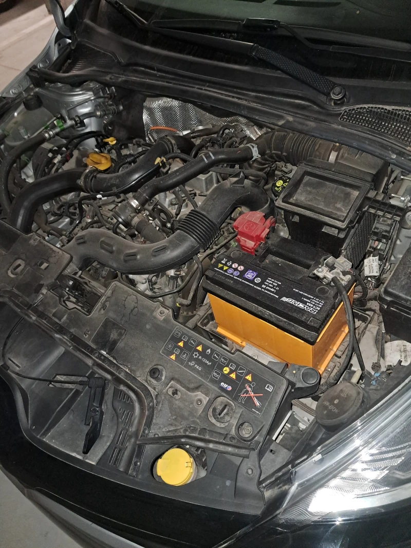 Renault Clio 21 000 км., снимка 10 - Автомобили и джипове - 53270968