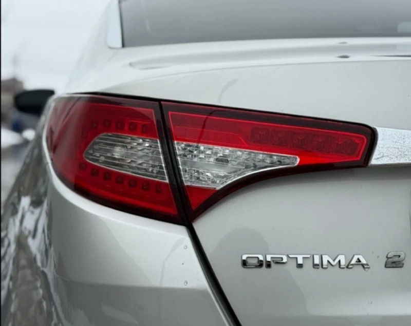 Kia Optima 1.7crdi камера, снимка 11 - Автомобили и джипове - 53309121