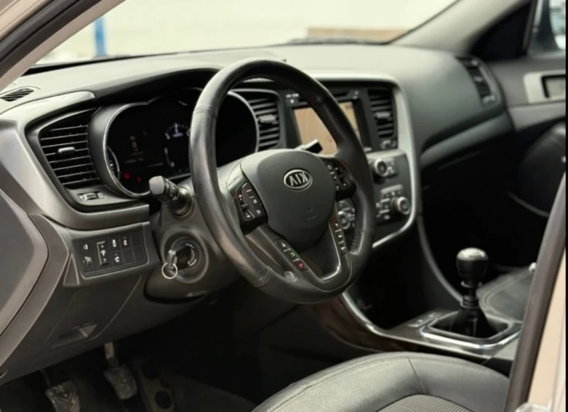 Kia Optima 1.7crdi камера, снимка 7 - Автомобили и джипове - 53309121