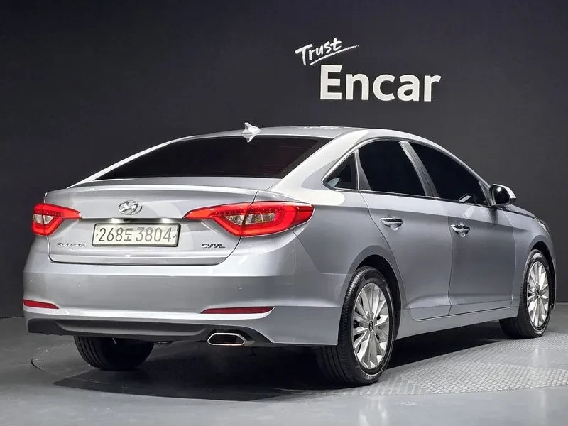 Hyundai Sonata 2.0 Smart, снимка 2 - Автомобили и джипове - 53770786