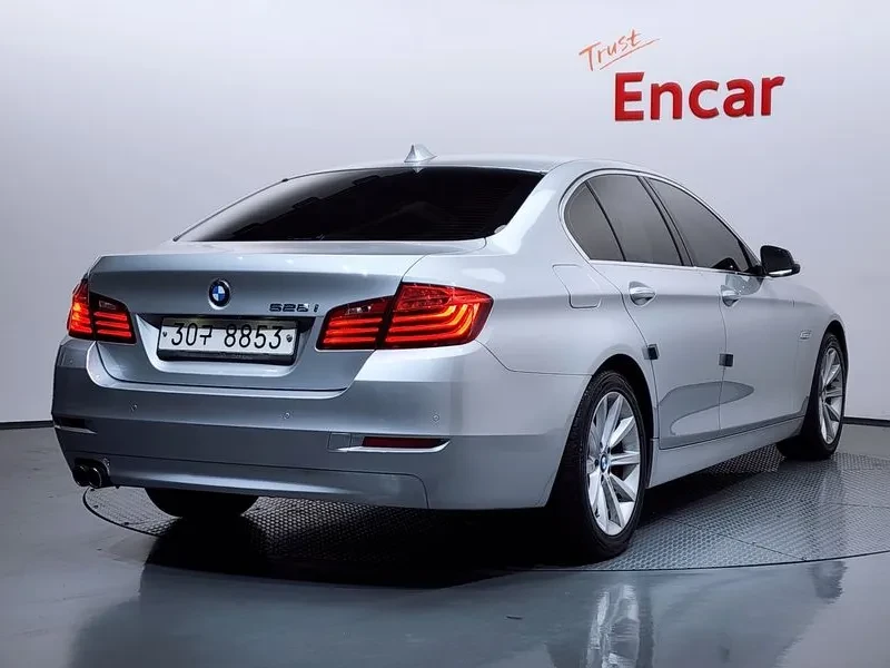 BMW 528 i, снимка 2 - Автомобили и джипове - 54591254