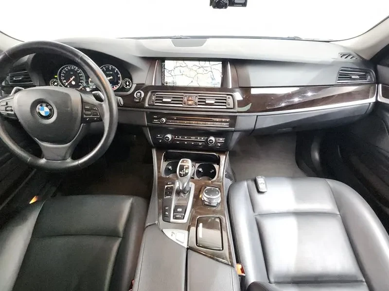 BMW 528 i, снимка 7 - Автомобили и джипове - 54591254
