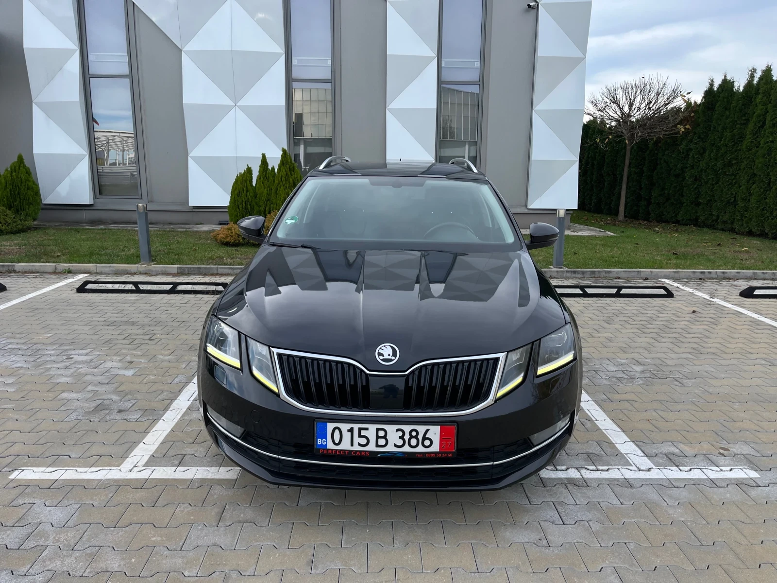 Skoda Octavia 1.4g-tec Заводски метан!!Кожа!!Нави!!Автомат!!Full, снимка 1