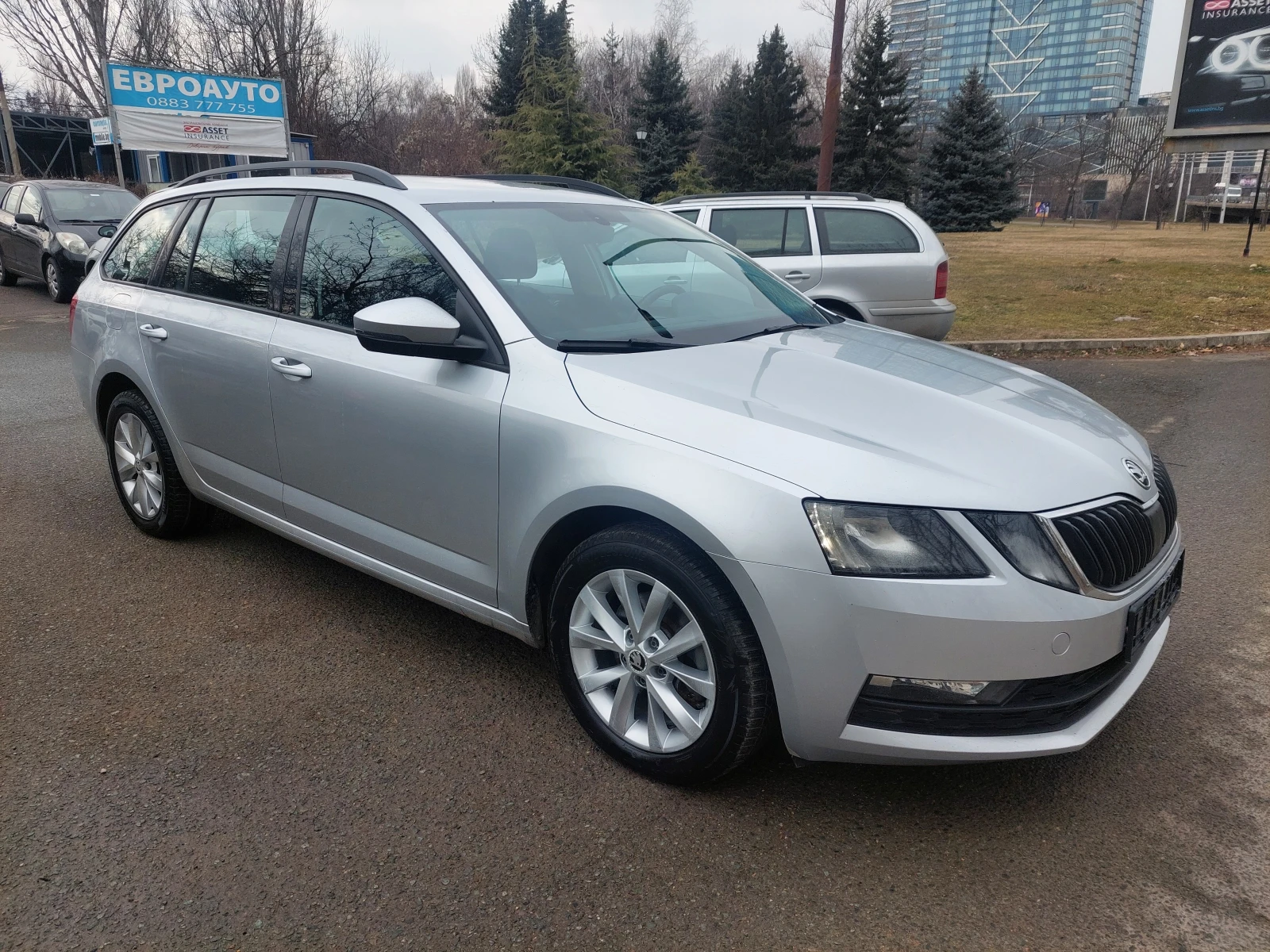 Skoda Octavia 2, 0TDI NAVI DSG | Mobile.bg   1
